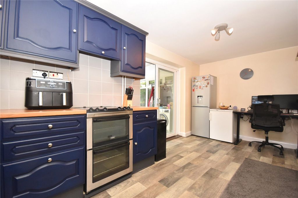 Property photo 3 of 15 Picture No. 09