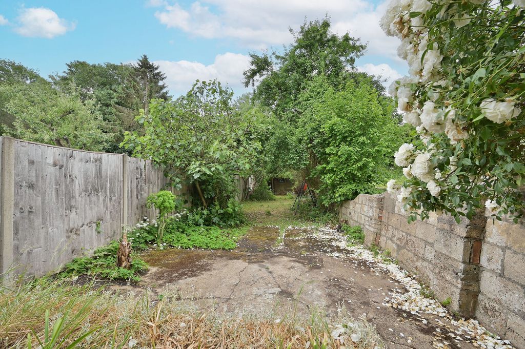 Property photo 3 of 3