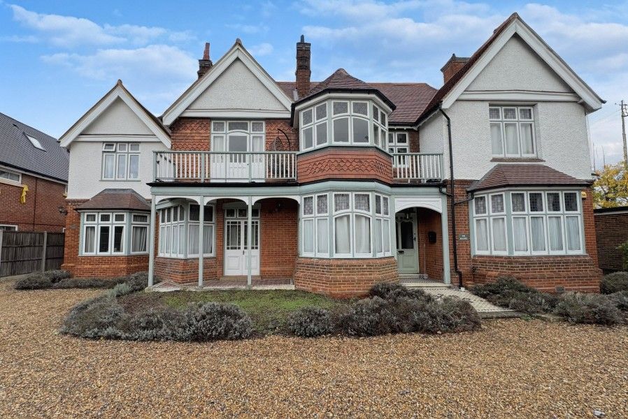 Property photo 1 of 5