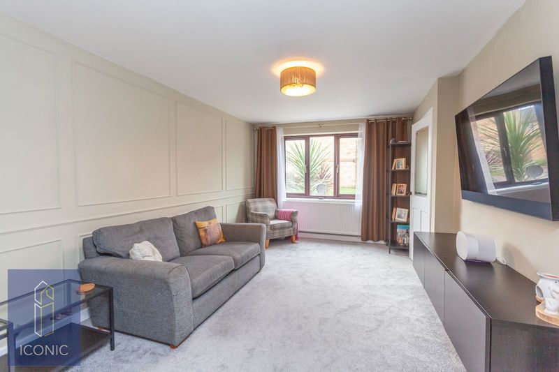 Property photo 2 of 12 Photo 3