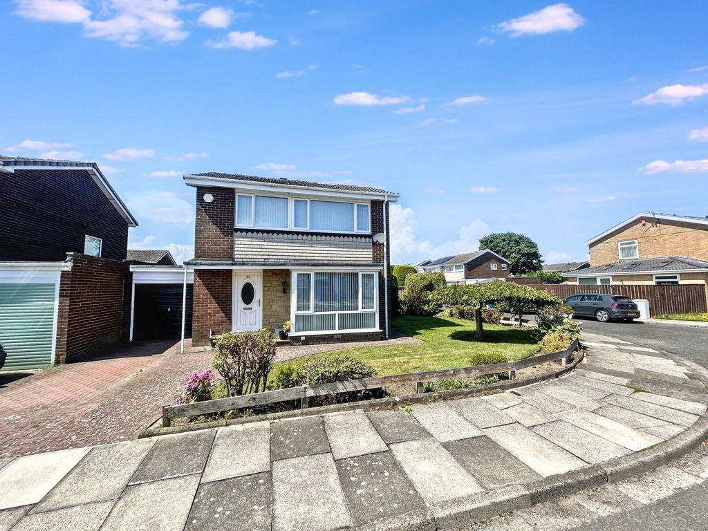 Property photo 1 of 18