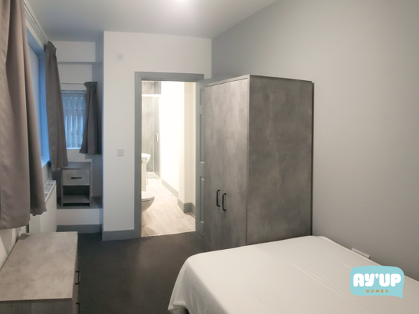 Property photo 2 of 5