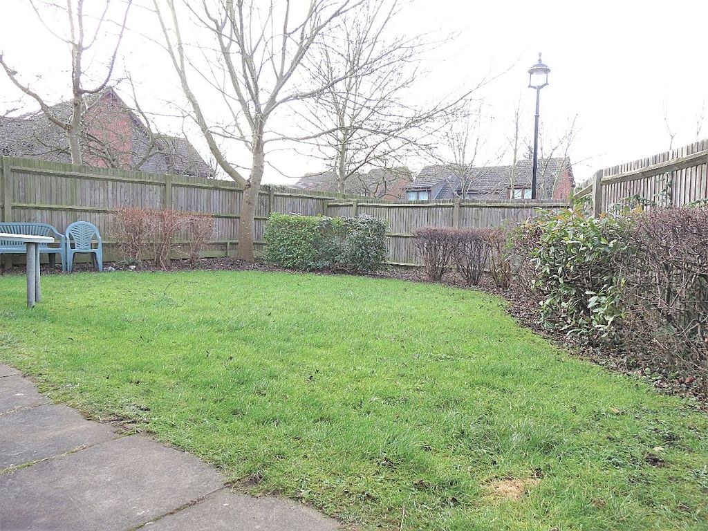 Property photo 2 of 9