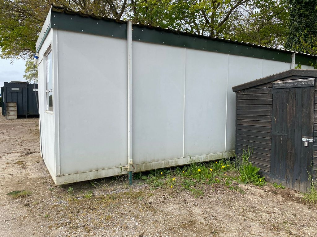 Property photo 2 of 6