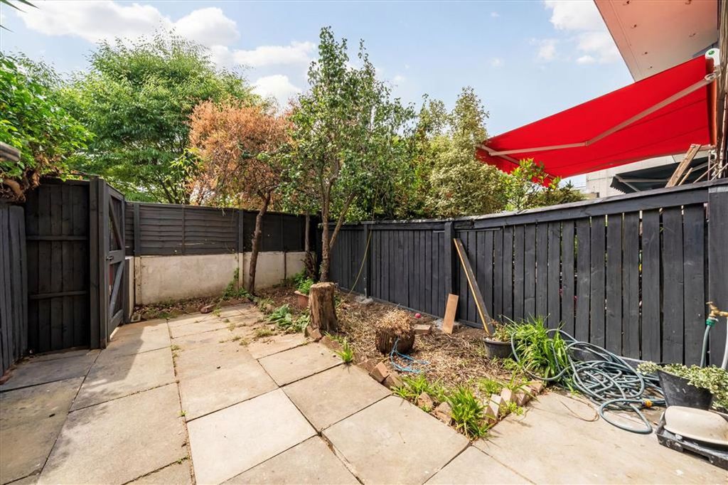 Property photo 3 of 9