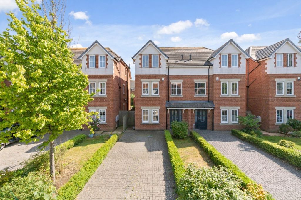 Property photo 1 of 19