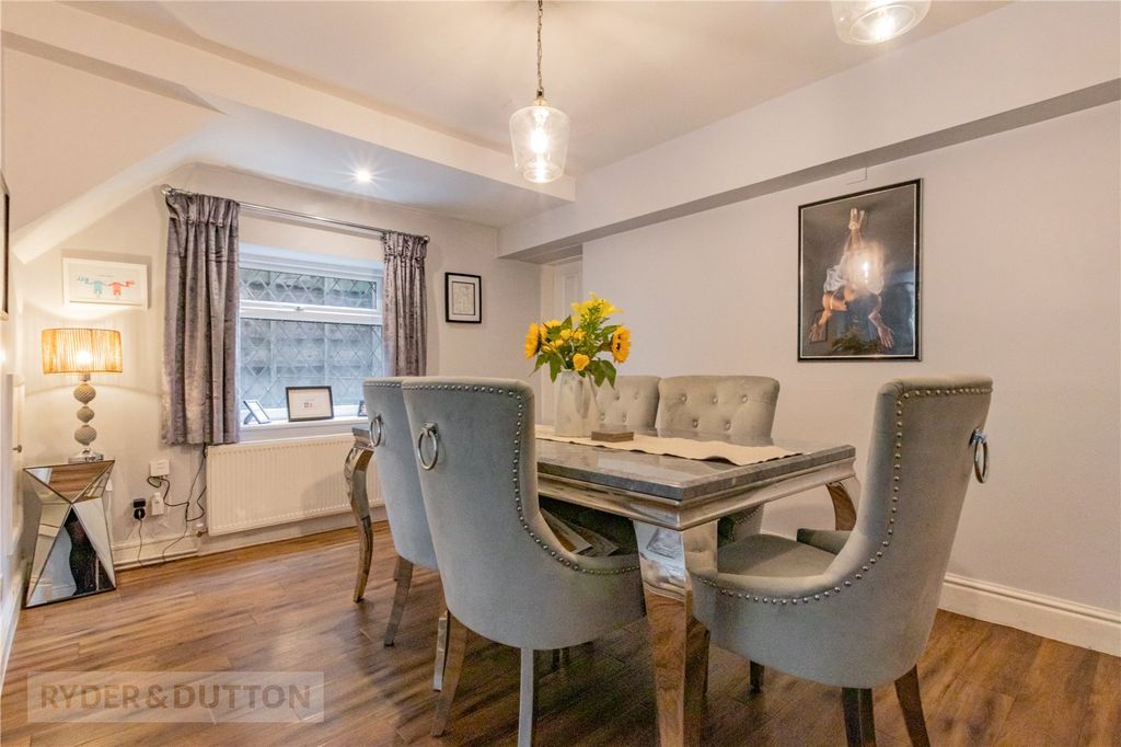 Property photo 2 of 20 Dining Room