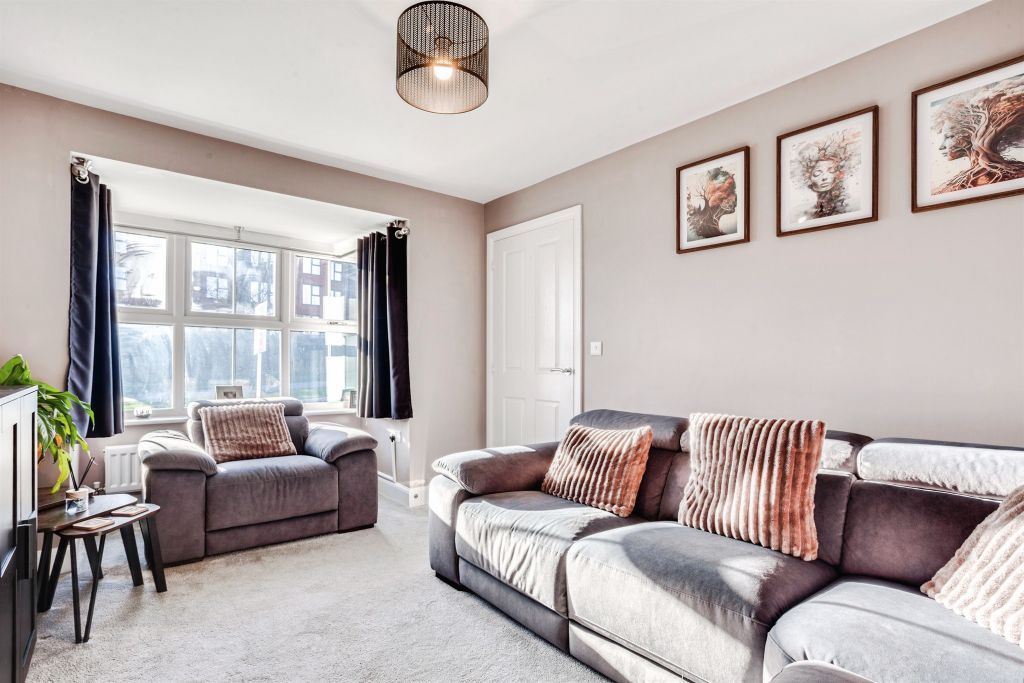 Property photo 3 of 20