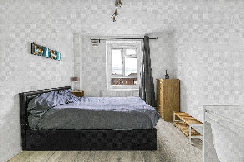 Property photo 1 of 5 Room