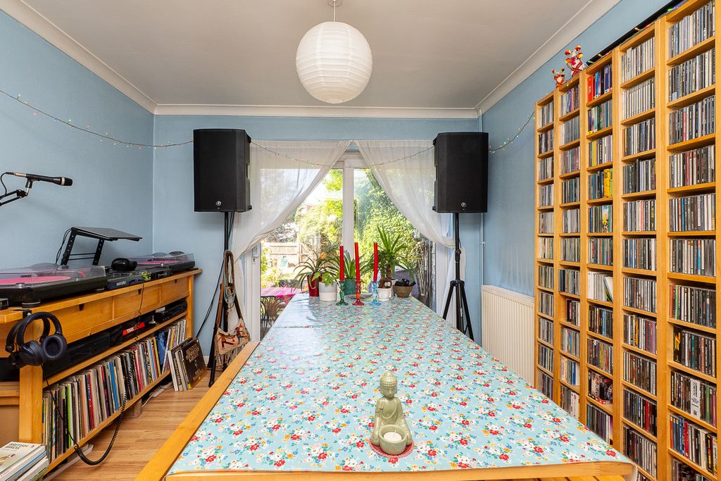 Property photo 3 of 13 Picture No. 07