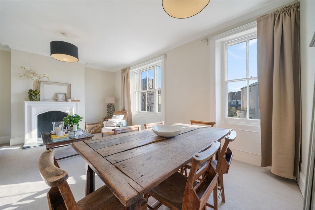 Property photo 3 of 12 3.Jpg