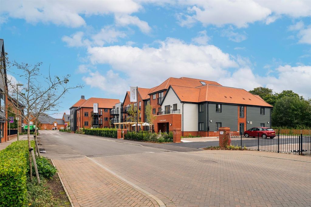 Property photo 2 of 11 13.Jpg