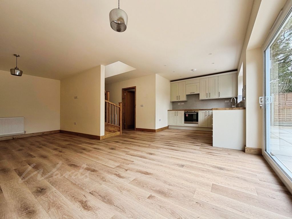 Property photo 2 of 14 Beau Open Plan Use