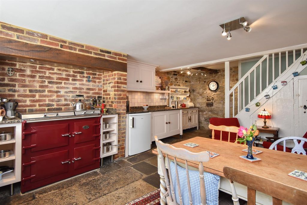 Property photo 3 of 30 Kitchen Diner