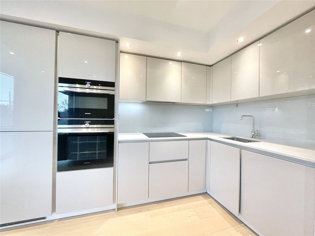 Property photo 3 of 10 Picture No. 03