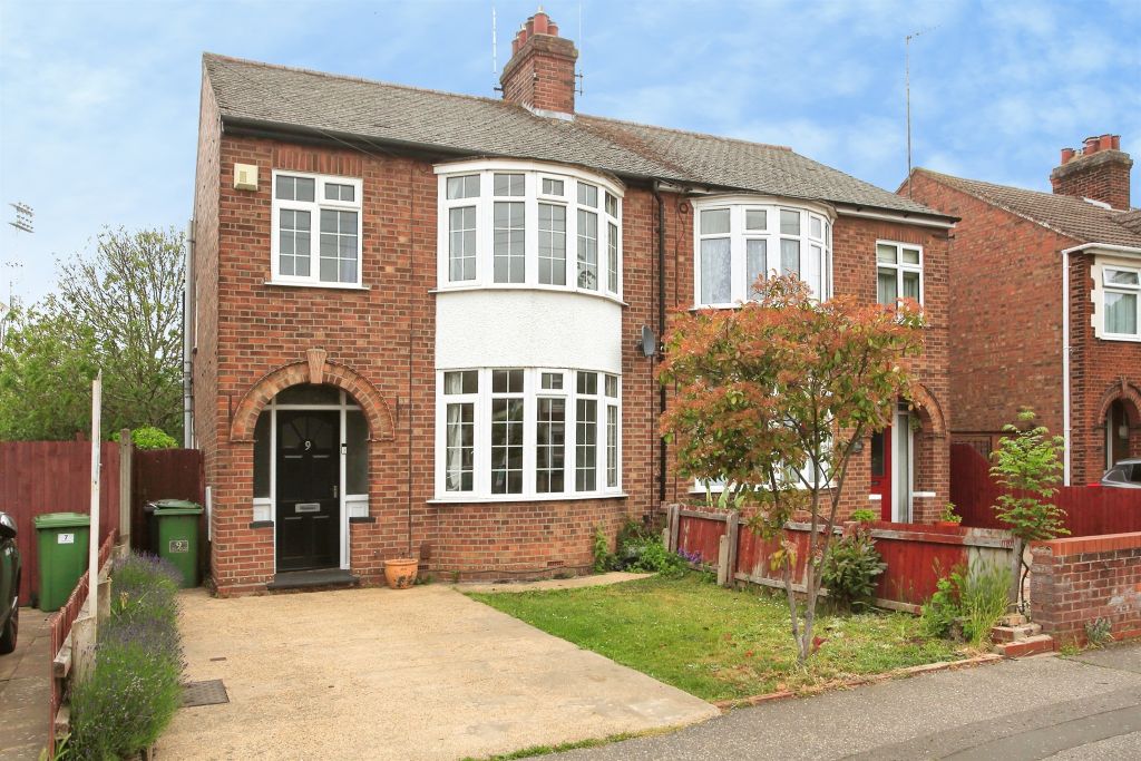 Property photo 1 of 19