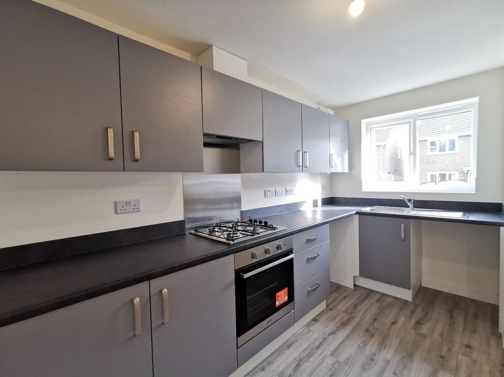 Property photo 3 of 10 Kitchen Diner