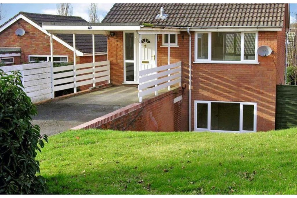 Property photo 2 of 13