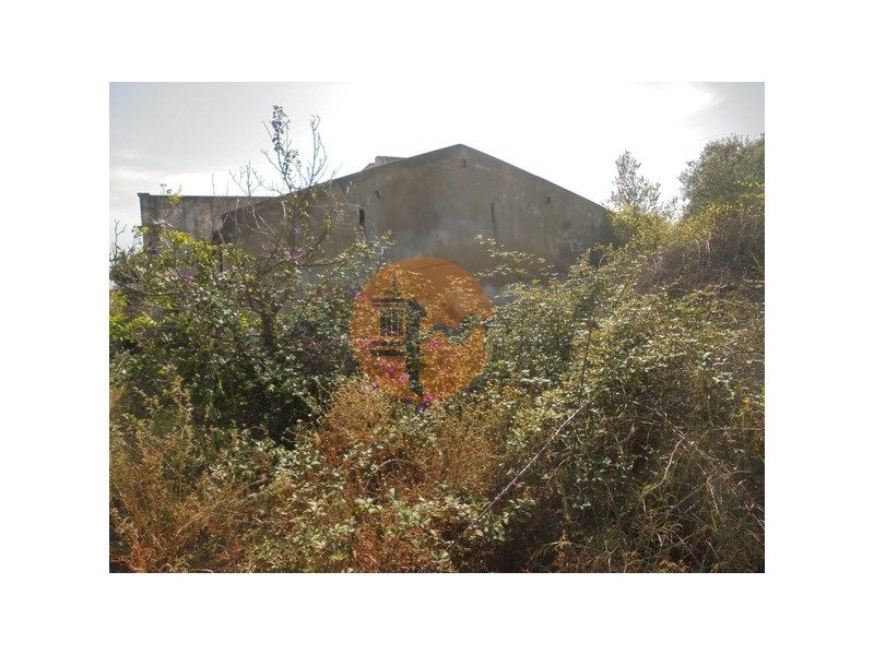 Property photo 1 of 32