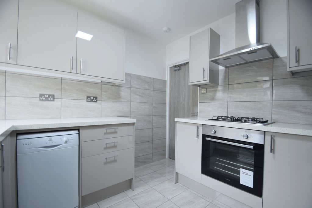 Property photo 1 of 14 Photo 2