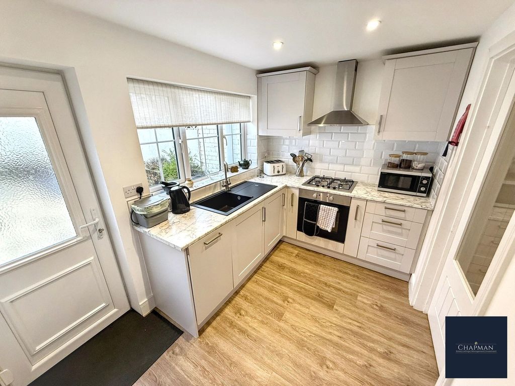 Property photo 3 of 29