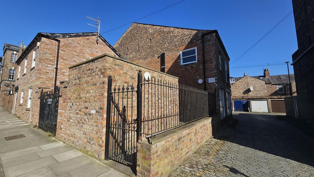 Property photo 2 of 10 Pro-Edu52Odx.Jpeg