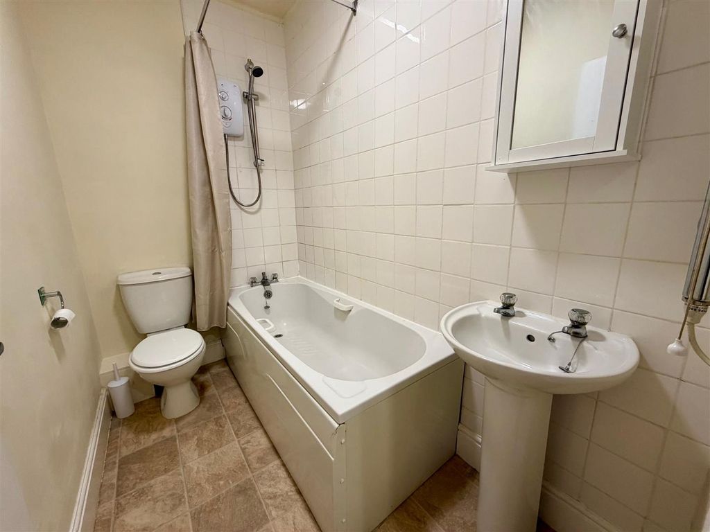 Property photo 3 of 6 2.Jpg