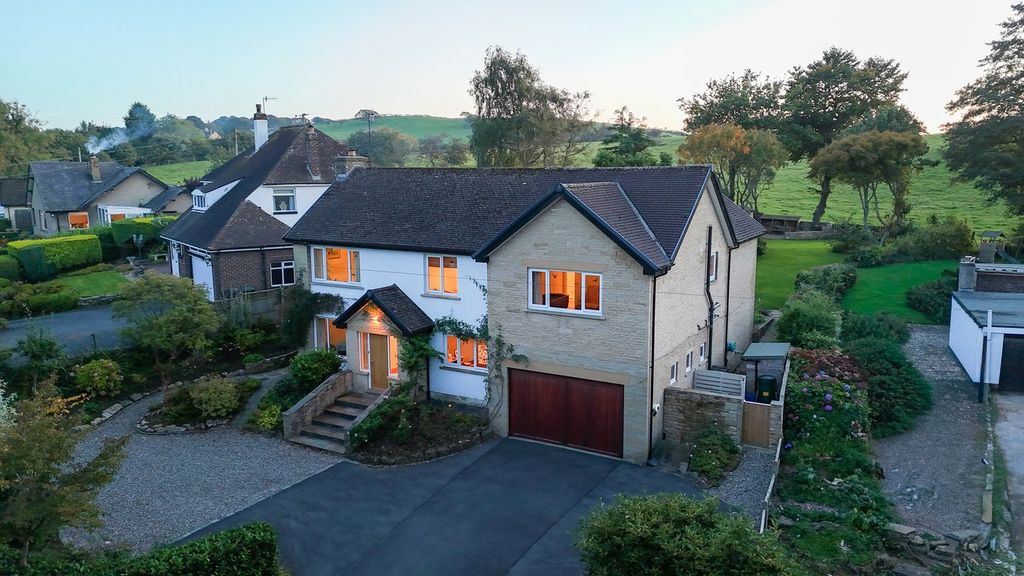 Property photo 1 of 28