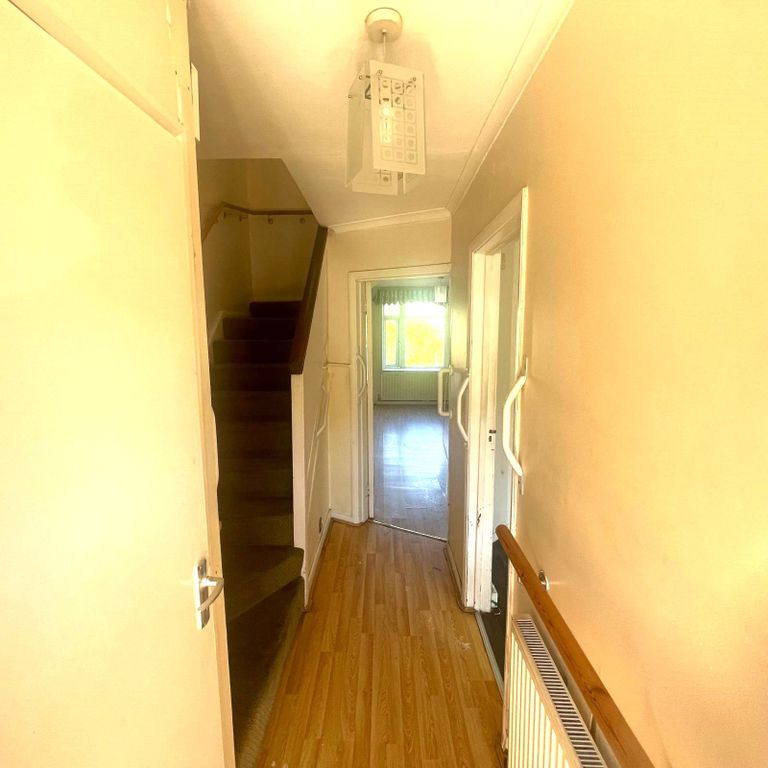 Property photo 3 of 9 Picture No. 08