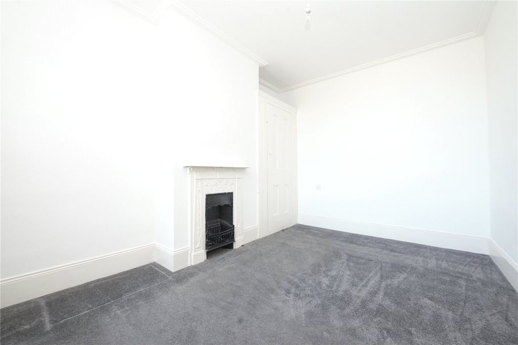 Property photo 1 of 9 Picture No. 06