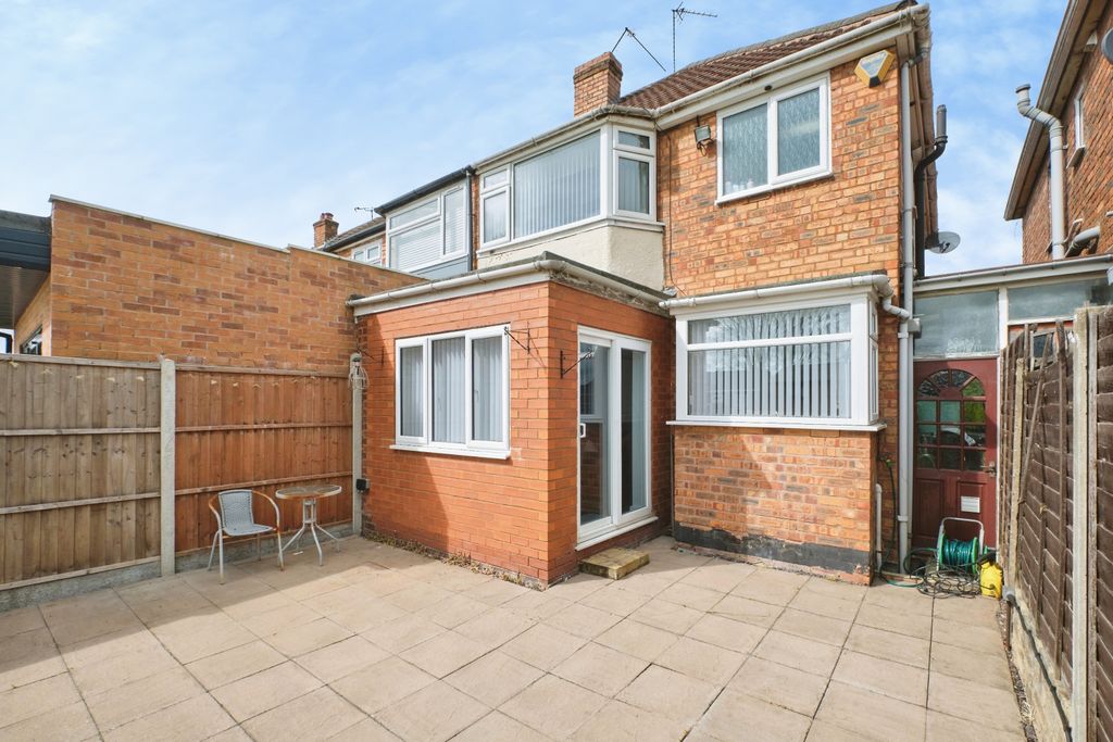 Property photo 2 of 15