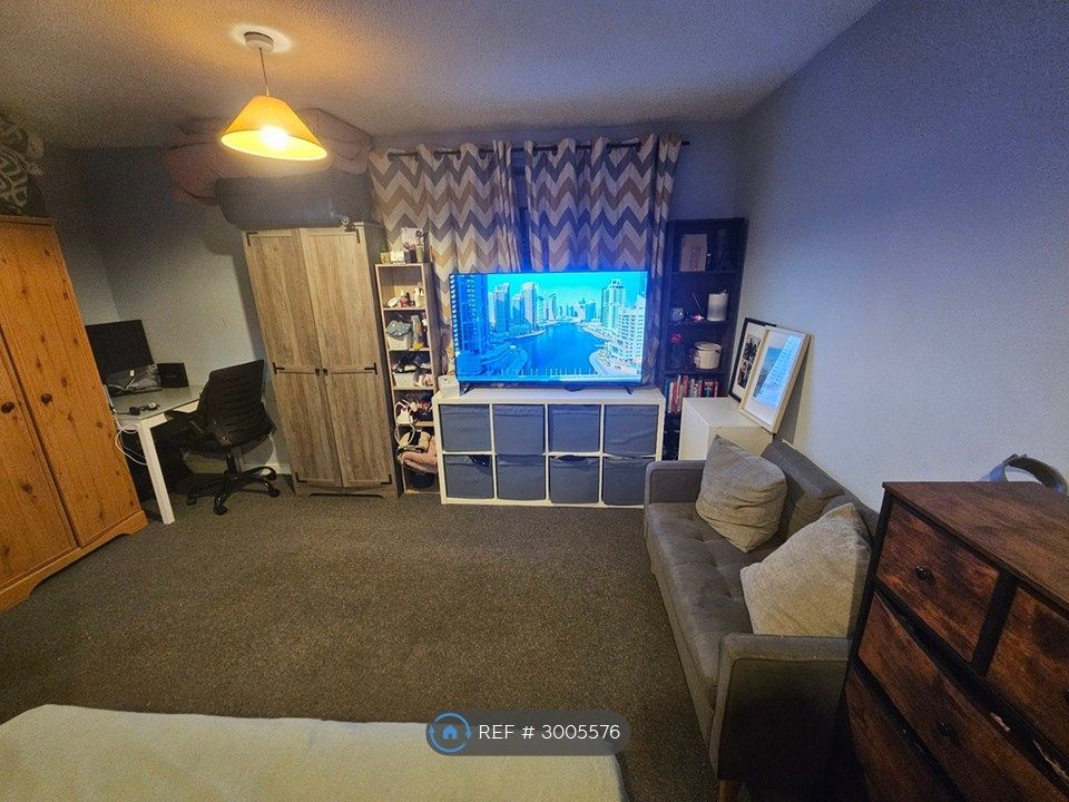 Property photo 2 of 13 Main Living Space (Living Room/Diner/Bedroom)