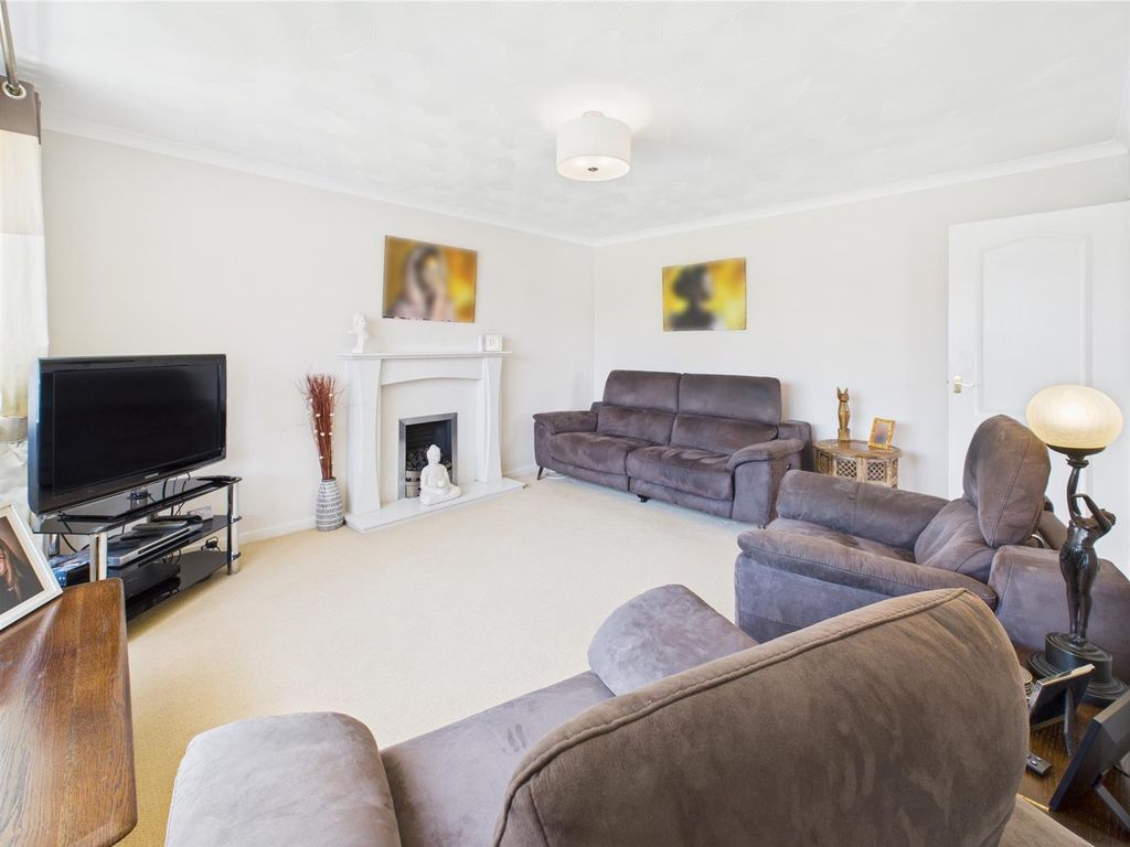 Property photo 3 of 29