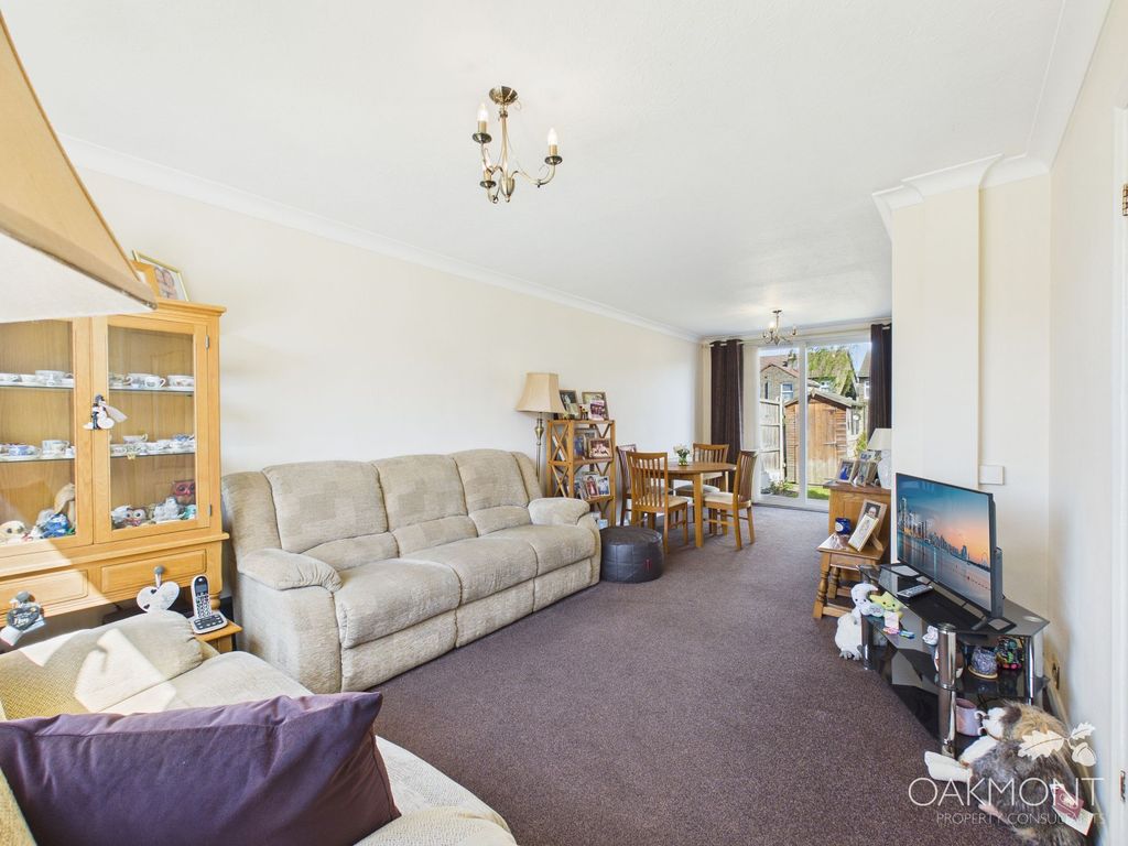 Property photo 3 of 14