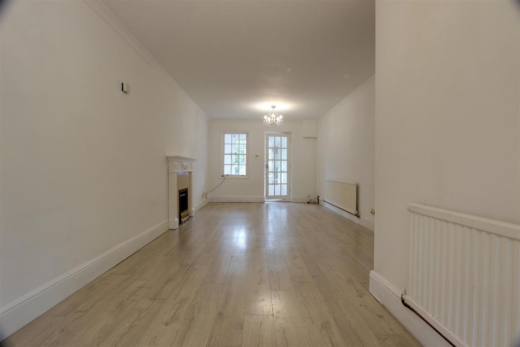 Property photo 2 of 21 Img_1095-Img_1097.Jpg