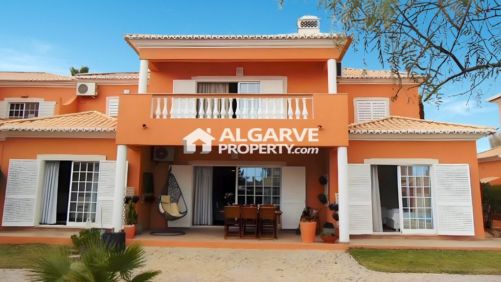 Property photo 1 of 23 Three Bedroom Villa Located Near The Golf Course In A Quiet And Residential Area Near Vila Sol, Algarve