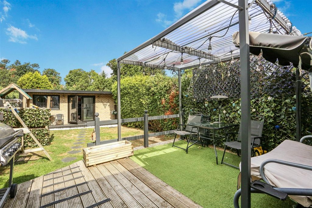 Property photo 2 of 32 1521078299 - 9.Jpg