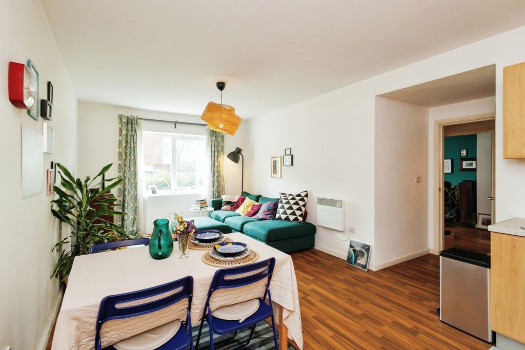 Property photo 3 of 15 Photography