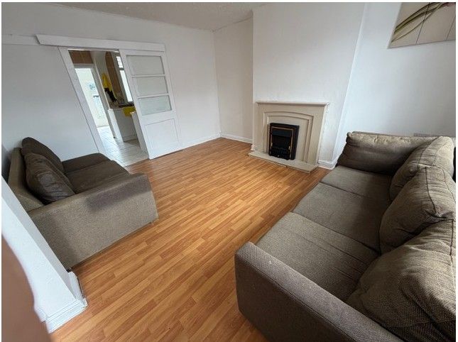 Property photo 2 of 12
