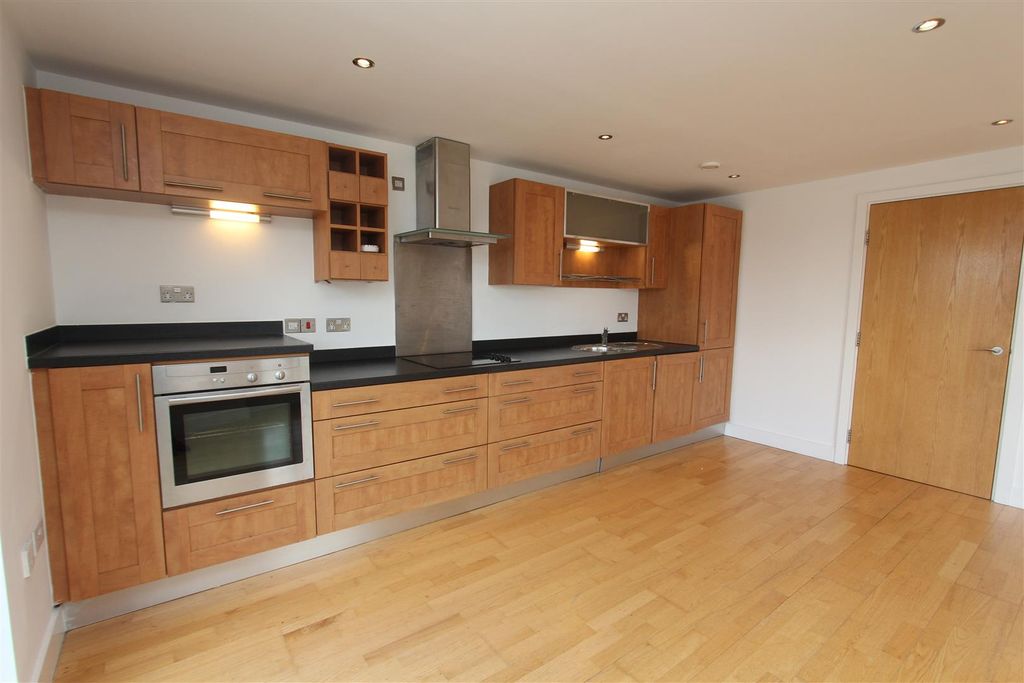 Property photo 2 of 8 Img_5215.Jpg