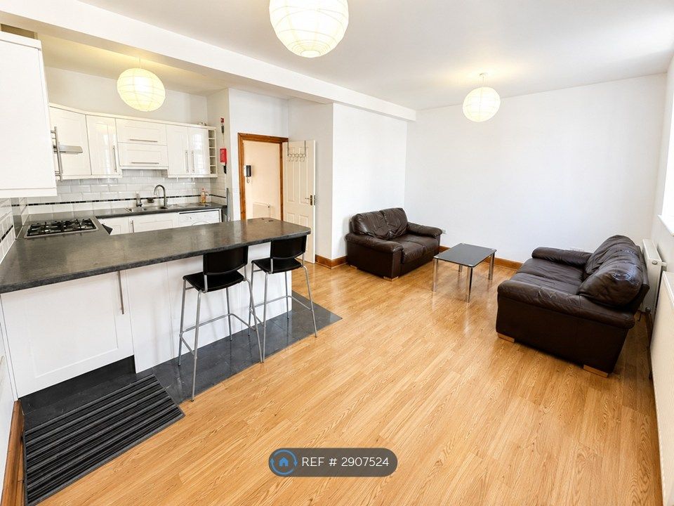 Property photo 2 of 5