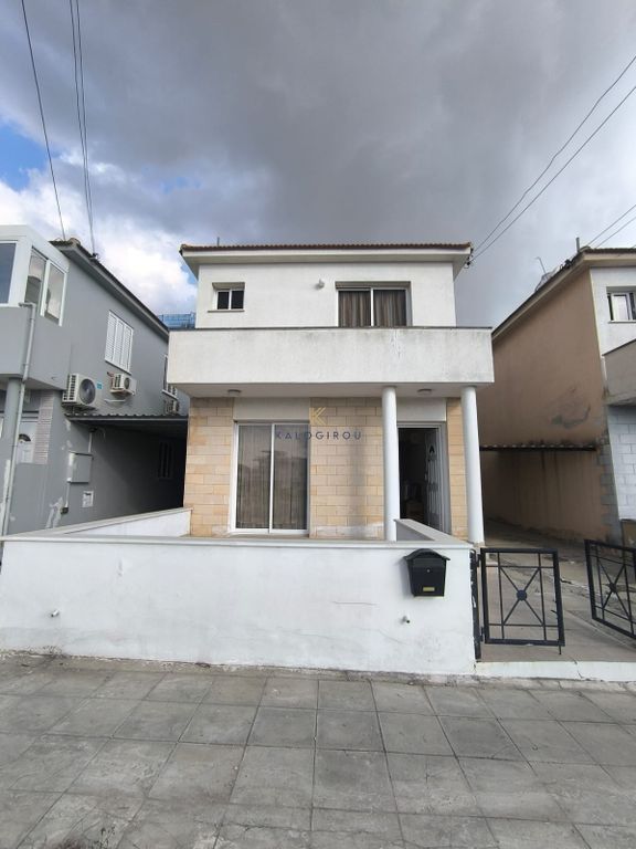 Property photo 2 of 22