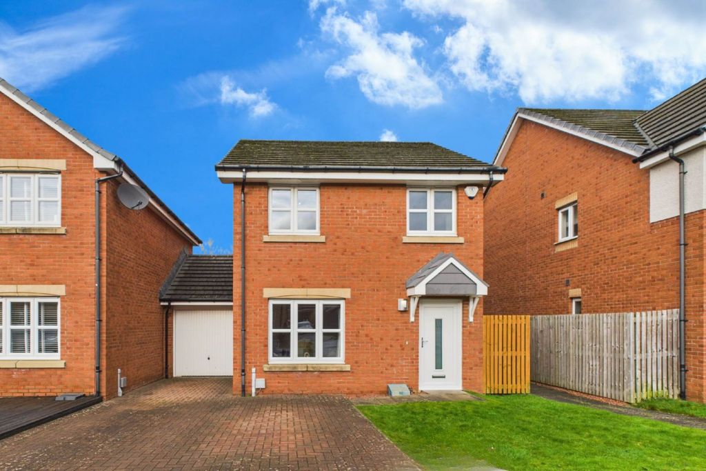 Property photo 1 of 24