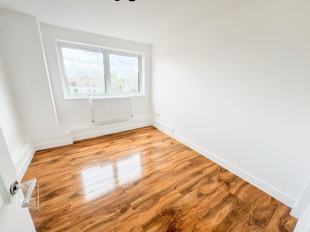 Property photo 3 of 10 Photo 1