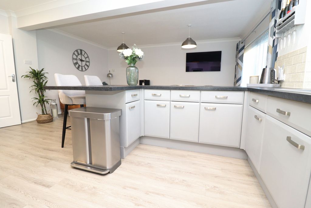Property photo 2 of 19 Img_4599