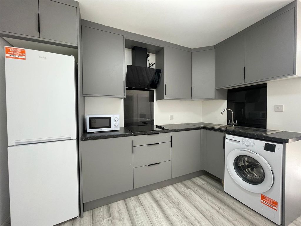 Property photo 1 of 4 43368Fd6-73Bb-4366-A723-B99Ac7d1Eb1F.Jpg