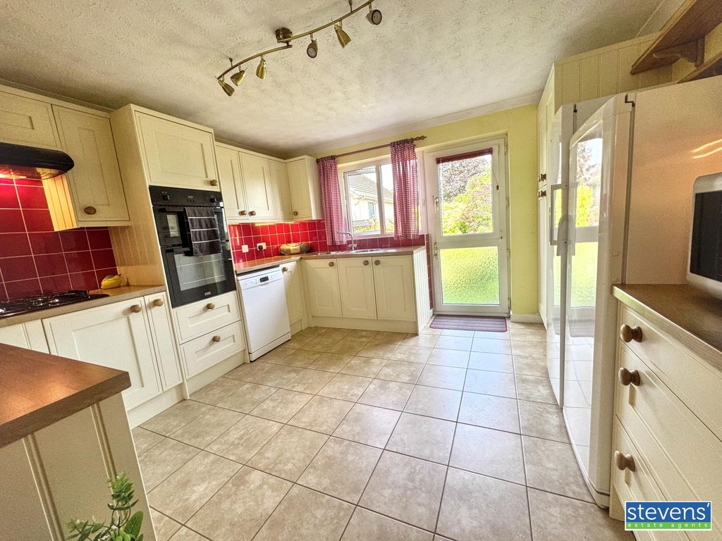 Property photo 2 of 18 Img_1456
