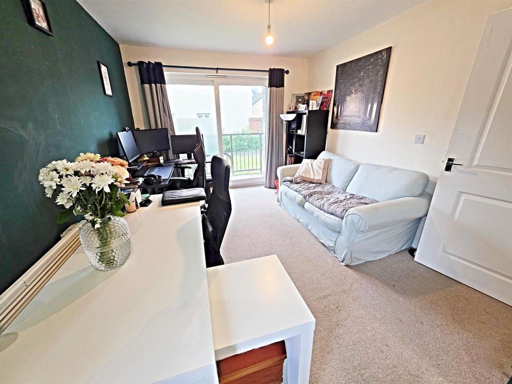 Property photo 2 of 11 Open Plan Living/Kitchen