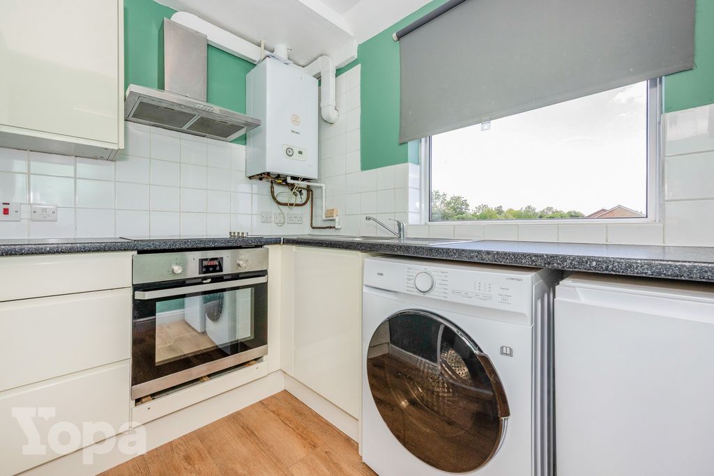 Property photo 3 of 10 Photo #3