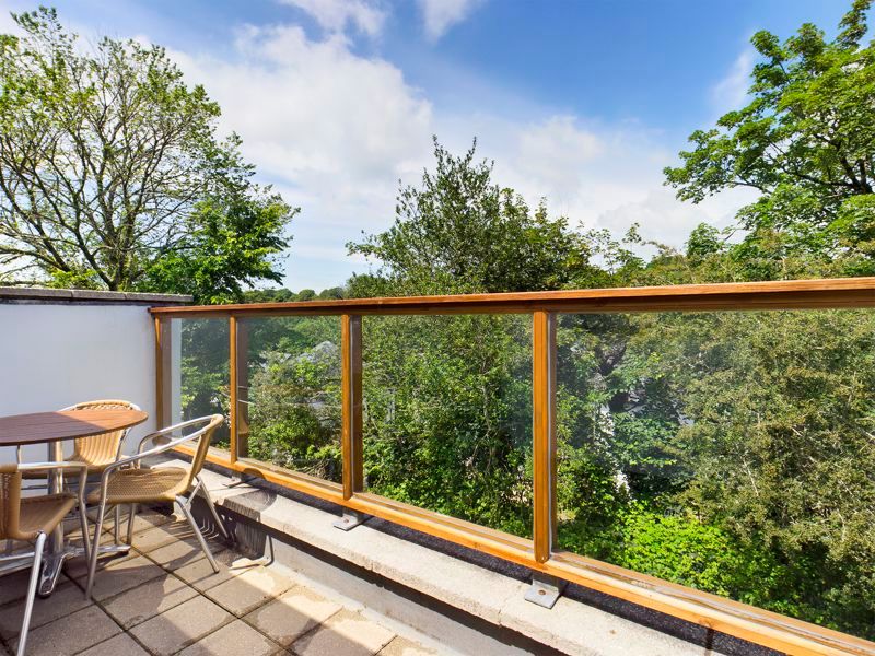 Property photo 2 of 18 Balcony